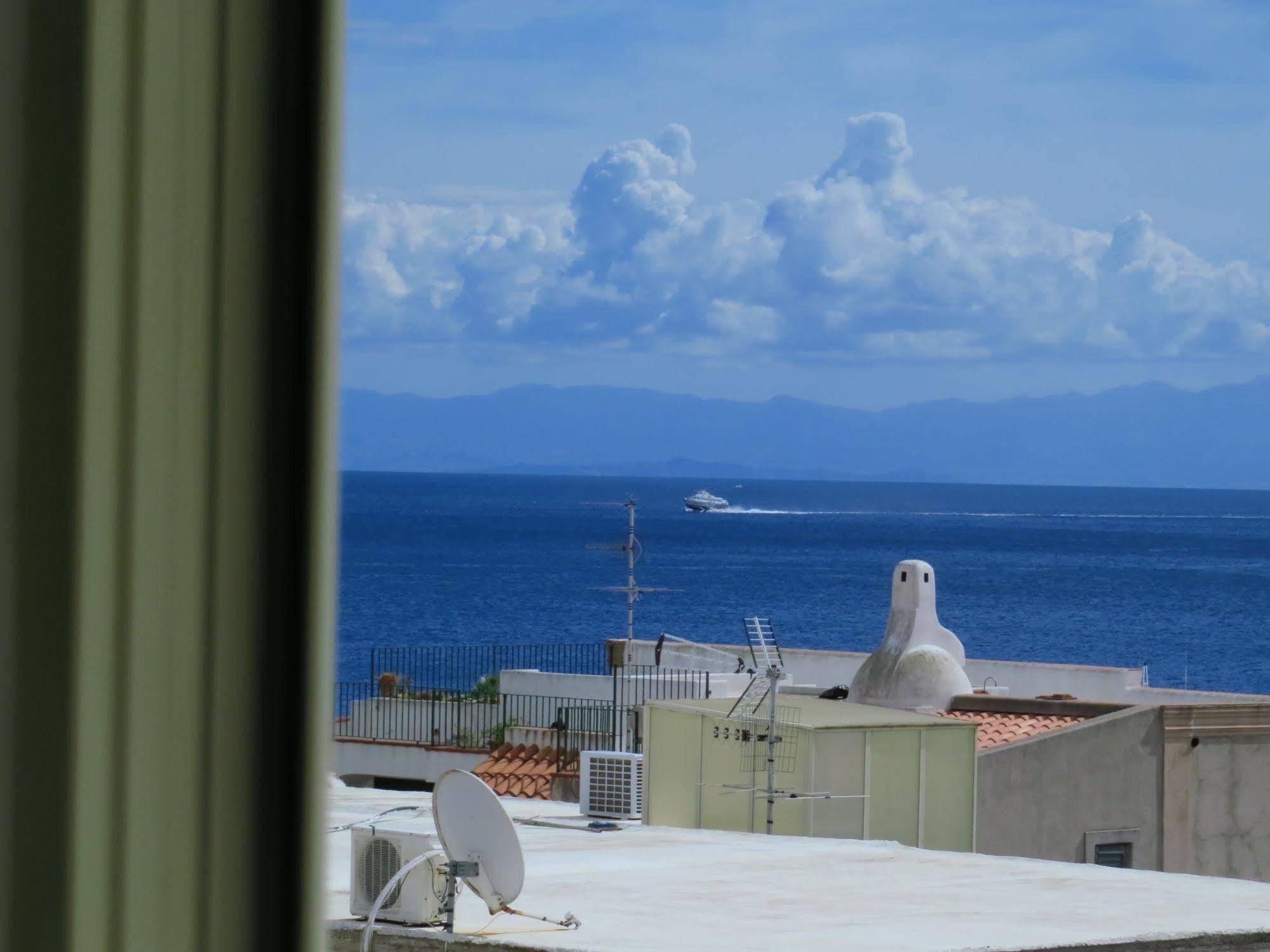 Casa Vittorio B&B Lipari  Dış mekan fotoğraf